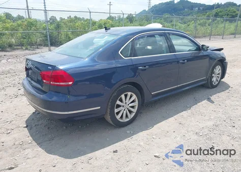 2013 Volkswagen Passat 2.5L Sel Premium from USA, damaged, VIN 1VWCP7A32DC067792